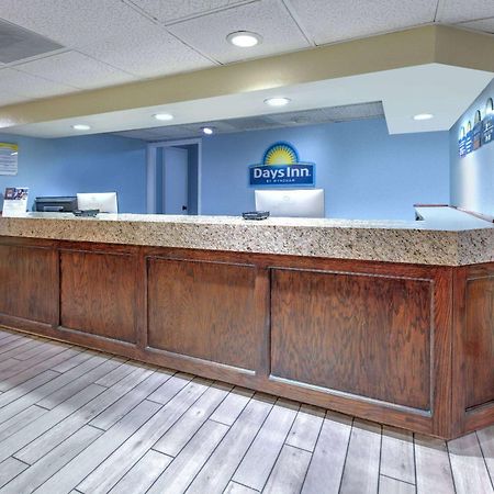 Days Inn By Wyndham Greenville Ms Exterior foto
